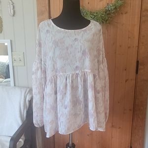 NWT boutique oversized floral blouse size M